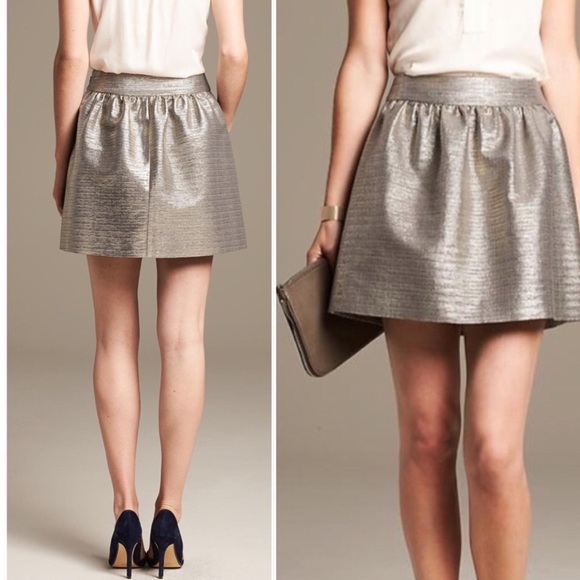 Banana Republic Dresses & Skirts - Gold Metallic Mini Skirt NWT